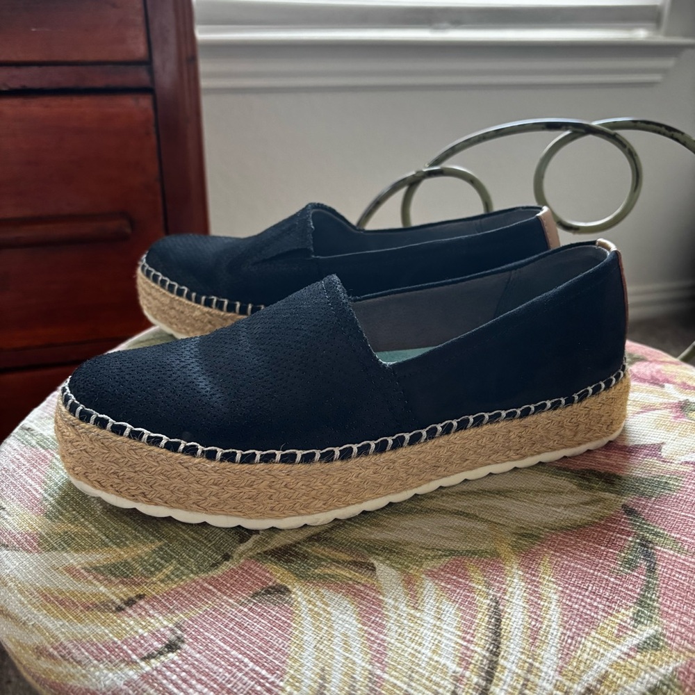 Dr. Scholl’s Sunray Black and Tan Espadrille Loafer Slip-On Shoes